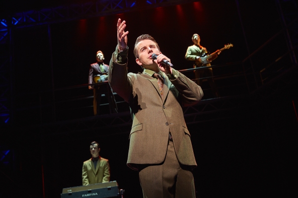 Photo Flash: First Look at New Cast of West End's JERSEY BOYS! Image