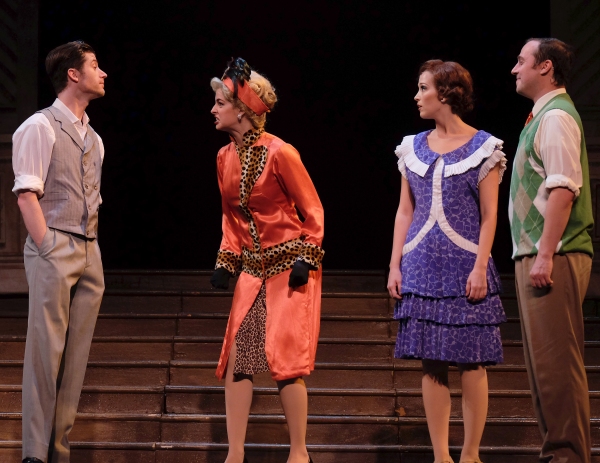 Photo Flash: First Look at San Diego Musical Theatre's SINGIN' IN THE RAIN Image