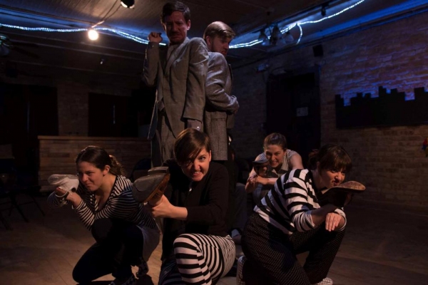 Photo Flash: First Look at Strawdog Theatre's PIED PIPER, Premiering Tonight  Image