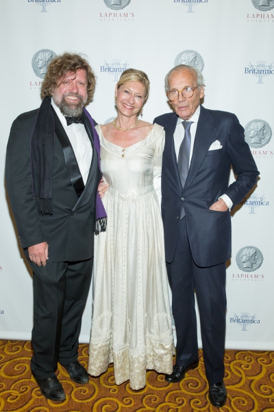 Photo Flash: Jonathan Groff, Tyne Daly and More at Lapham's Quarterly DECADES BALL: THE 1780s Image
