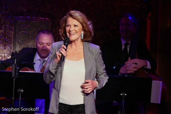 Photo Coverage: Linda Lavin Brings 'Starting Over' to 54 Below 