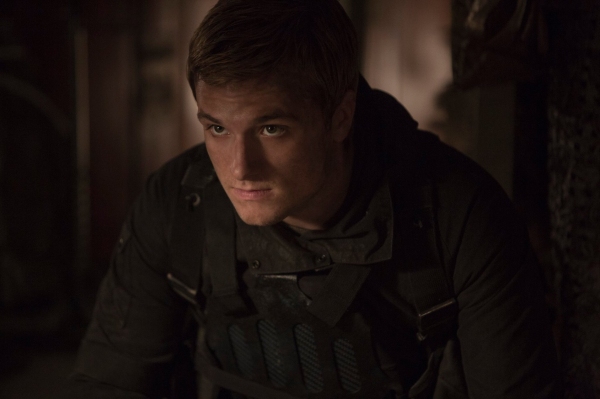 Photo Flash: Gale and Peeta in Two New Stills from MOCKINGJAY - PART 2 Image