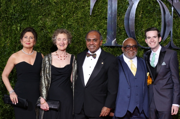 Photo Coverage: 2015 Tony Awards Red Carpet Arrivals - Part 2 Image