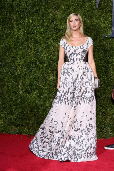 Photo Coverage: 2015 Tony Awards Red Carpet Arrivals - Part 4  Image