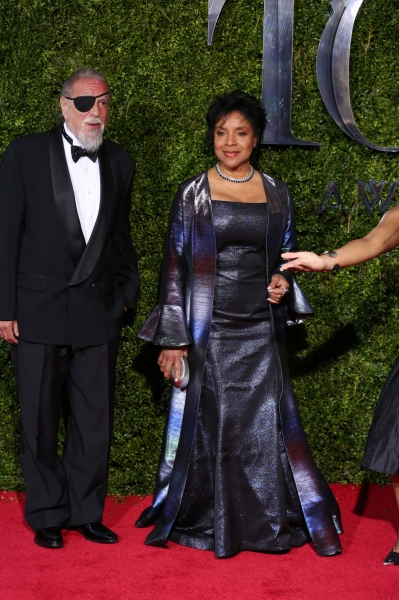Photo Coverage: 2015 Tony Awards Red Carpet Arrivals - Part 4  Image