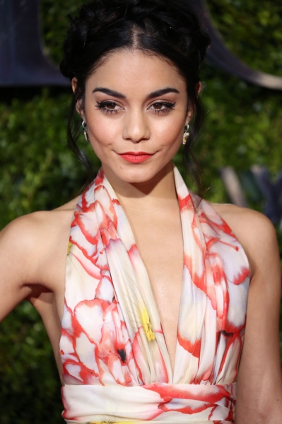 Photo Coverage: 2015 Tony Awards Red Carpet Arrivals - Part 4  Image