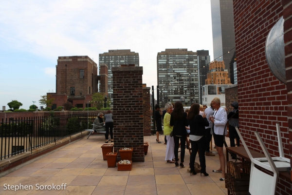 Photo Coverage: Tommy Tune Brings Home Lifetime Achievement Tony Award Image