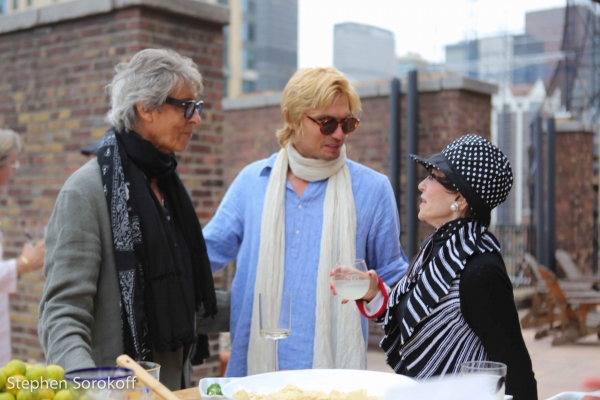 Photo Coverage: Tommy Tune Brings Home Lifetime Achievement Tony Award 