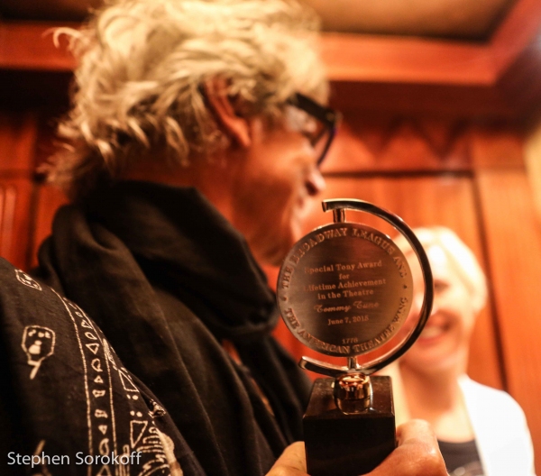 Photo Coverage: Tommy Tune Brings Home Lifetime Achievement Tony Award Image