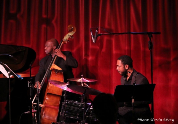 Photo Flash: Jazz Pianist Matt Baker 'Remembers Oscar' at Birdland Image