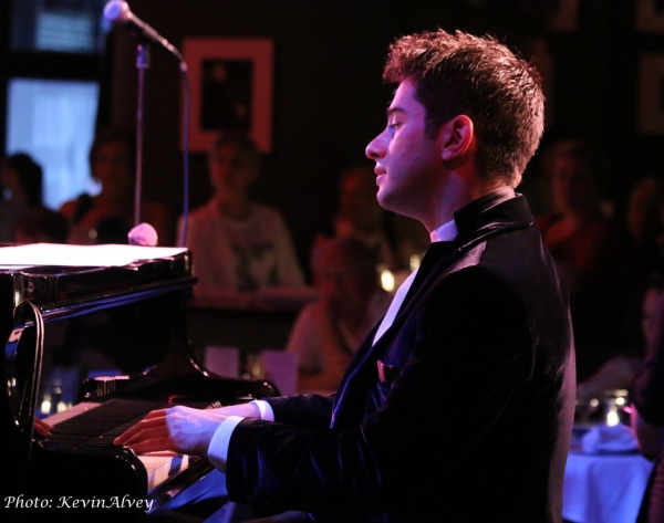 Photo Flash: Jazz Pianist Matt Baker 'Remembers Oscar' at Birdland Image