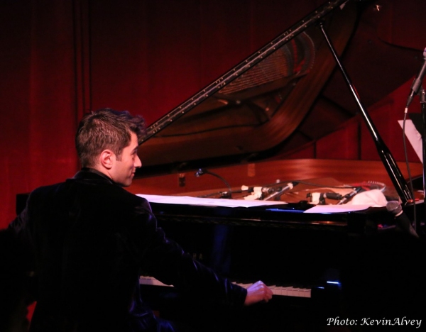 Photo Flash: Jazz Pianist Matt Baker 'Remembers Oscar' at Birdland Image
