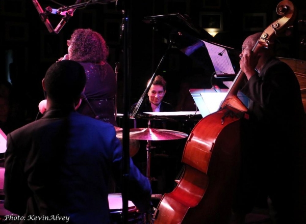 Photo Flash: Jazz Pianist Matt Baker 'Remembers Oscar' at Birdland Image