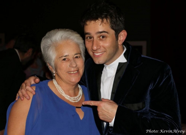 Photo Flash: Jazz Pianist Matt Baker 'Remembers Oscar' at Birdland Image