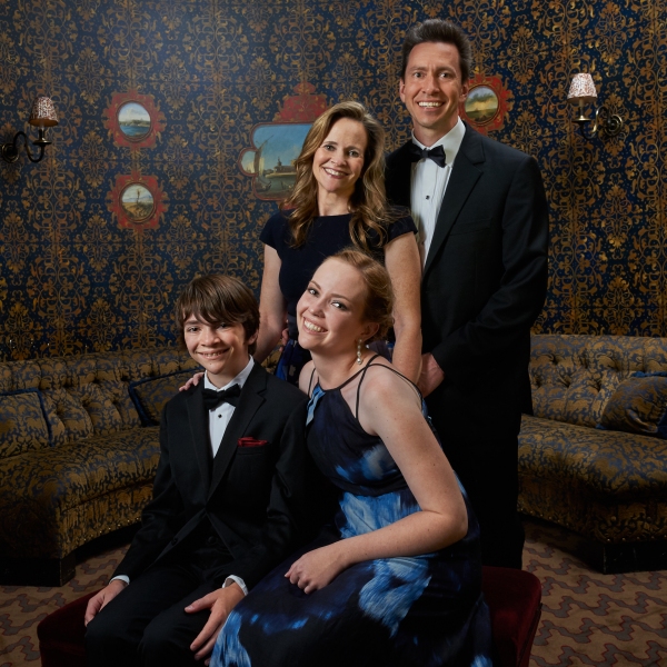 Scott Forstall and family Photo