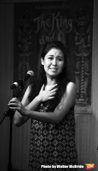 Photo Coverage: THE KING AND I Cast Celebrates Album Release at Barnes & Noble  Image