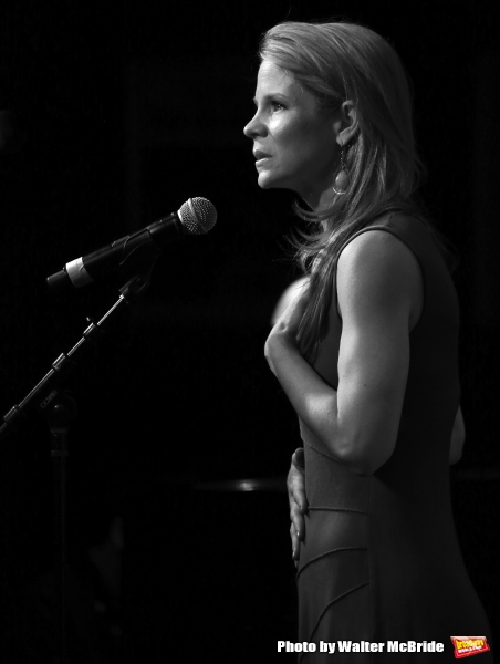 Photo Coverage: THE KING AND I Cast Celebrates Album Release at Barnes & Noble  Image