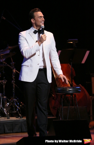 Photo Coverage: Go Inside Cheyenne Jackson's Town Hall Concert! Image
