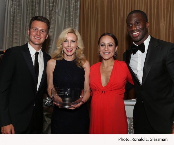 Photo Flash: Julianne Moore, David Hyde Pierce, Jonathan Groff and More at 2015 FORGET-ME-NOT Gala Image