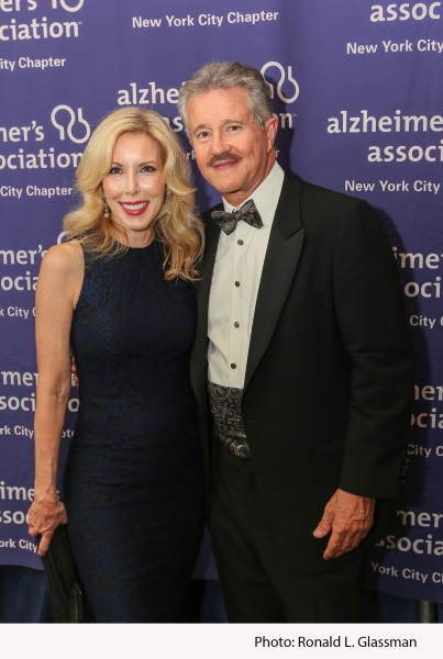 Photo Flash: Julianne Moore, David Hyde Pierce, Jonathan Groff and More at 2015 FORGET-ME-NOT Gala Image