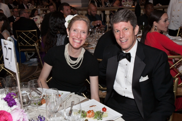 Photo Flash: Julianne Moore, David Hyde Pierce, Jonathan Groff and More at 2015 FORGET-ME-NOT Gala 