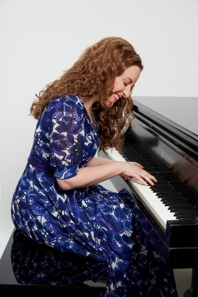 Photo Flash: Sneak Peek at Abby Mueller in BEAUTIFUL National Tour, Coming to the Broward Center Image