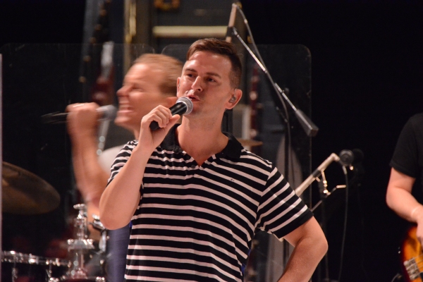 Photo Coverage: The Midtown Men Perform at NYCB Theatre at Westbury 