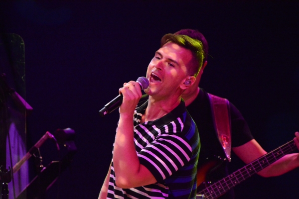 Photo Coverage: The Midtown Men Perform at NYCB Theatre at Westbury 