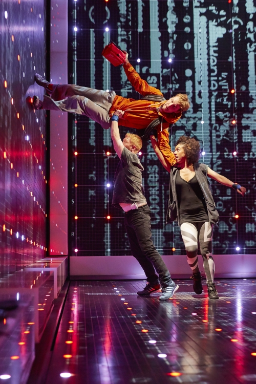 Photo Flash: New Production Shots of West End's CURIOUS INCIDENT  Image