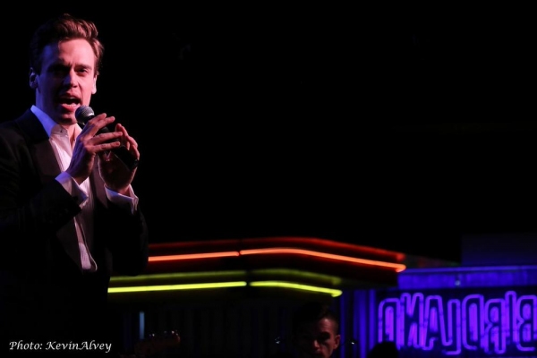 Photo Flash: JERSEY BOYS' Erich Bergen Returns to Birdland Image