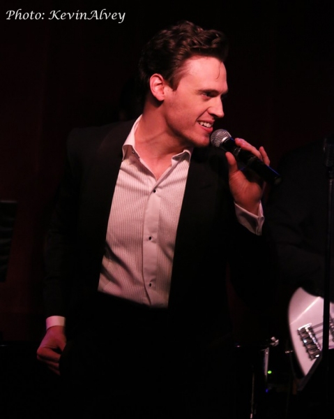 Photo Flash: JERSEY BOYS' Erich Bergen Returns to Birdland Image