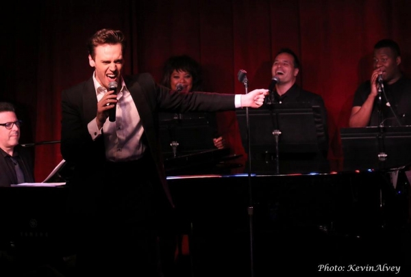 Photo Flash: JERSEY BOYS' Erich Bergen Returns to Birdland Image