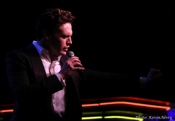 Photo Flash: JERSEY BOYS' Erich Bergen Returns to Birdland Image