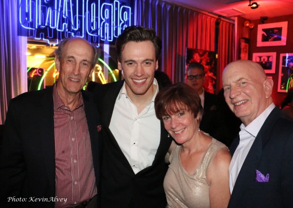 Photo Flash: JERSEY BOYS' Erich Bergen Returns to Birdland Image