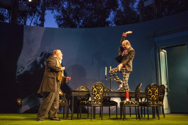 Tom McGowan as Sir Toby Belch and Patrick Kerr as Andrew Aguecheek Photo