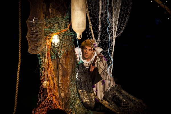 Photo Flash: First Look at Iris Theatre's TWELFTH NIGHT at Covent Garden Image