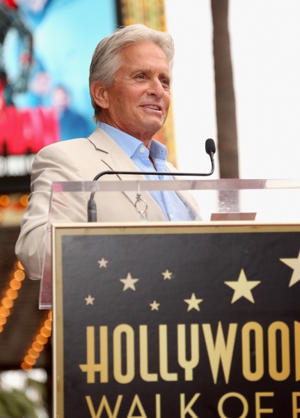 Photo Flash: ANT-MAN's Paul Rudd Receives Star on the Hollywood Walk of Fame Image