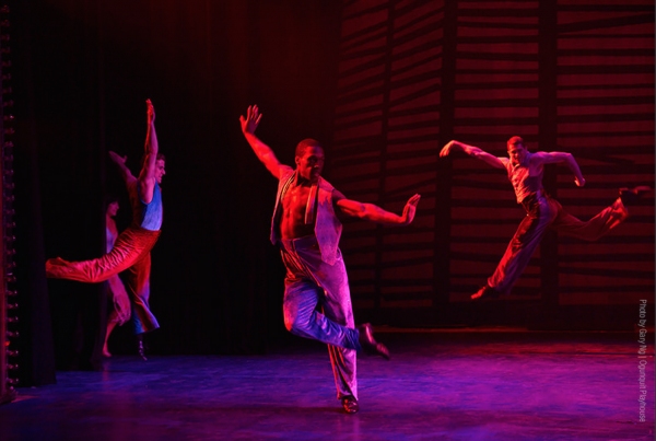 Photo Flash: First Look at Lisa Brescia in Ogunquit Playhouse's VICTOR/VICTORIA Image