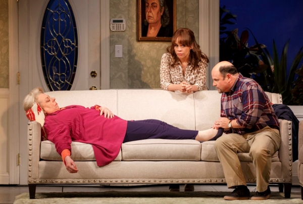Photo Flash: First Look at Jason Alexander in FISH IN THE DARK! Image