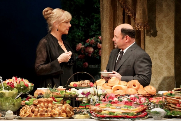 Photo Flash: First Look at Jason Alexander in FISH IN THE DARK! Image