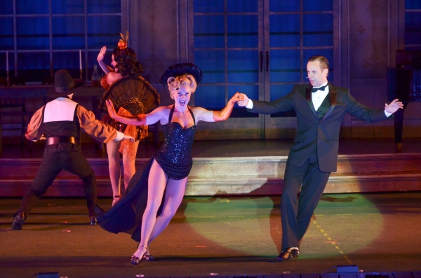 Photo Flash: First Look at Patti Murin, Colin Donnell, Nancy Opel & More in HOLIDAY INN at The Muny Image