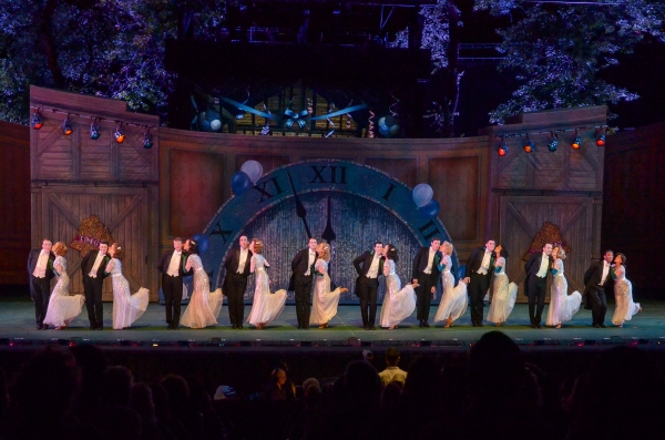 Photo Flash: First Look at Patti Murin, Colin Donnell, Nancy Opel & More in HOLIDAY INN at The Muny Image