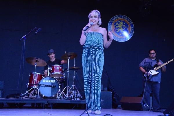 Photo Coverage: Neil Berg's 100 YEARS OF BROADWAY Plays Eisenhower Park Image