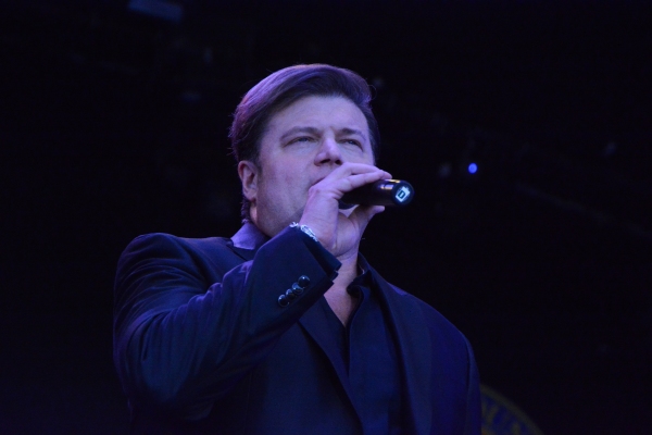 Photo Coverage: Neil Berg's 100 YEARS OF BROADWAY Plays Eisenhower Park Image
