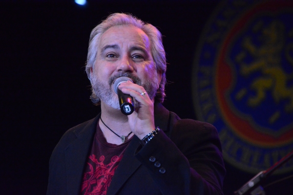 Photo Coverage: Neil Berg's 100 YEARS OF BROADWAY Plays Eisenhower Park Image