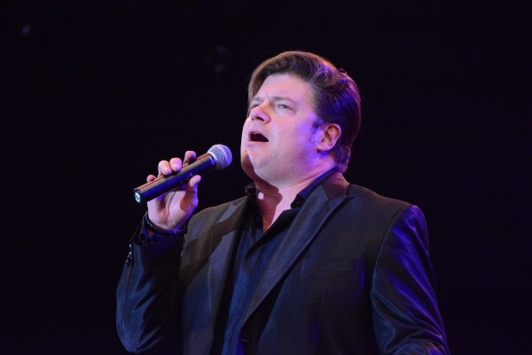 Photo Coverage: Neil Berg's 100 YEARS OF BROADWAY Plays Eisenhower Park Image