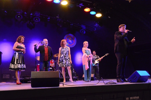 Photo Coverage: Neil Berg's 100 YEARS OF BROADWAY Plays Eisenhower Park Image