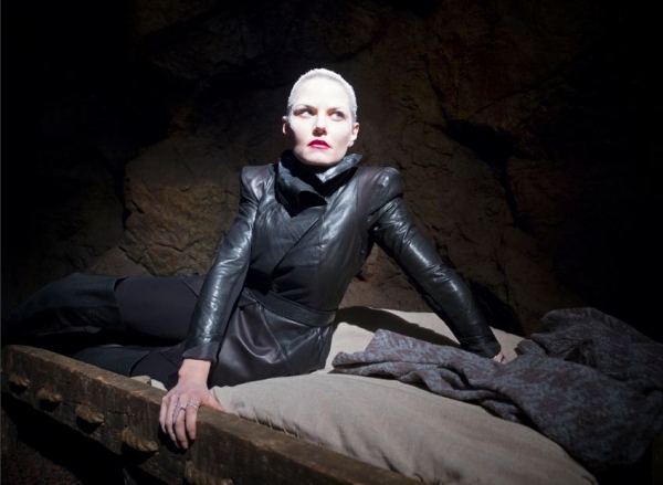 Photo Flash: ABC Releases New Shots from ONCE UPON A TIME Season 5 Image