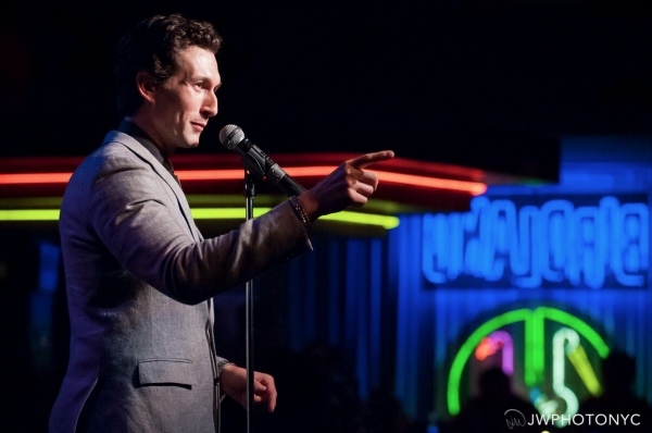Photo Flash: Broadway's Aaron Lazar Plays Birdland Image