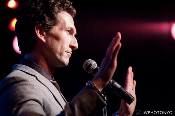 Photo Flash: Broadway's Aaron Lazar Plays Birdland Image